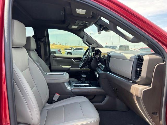 2022 GMC Sierra 1500 Crew Cab Short Box 4-Wheel Drive SLT
