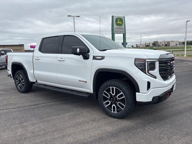 2023 GMC Sierra 1500 Crew Cab Short Box 4-Wheel Drive AT4