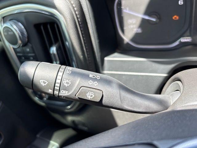 2022 GMC Sierra 1500 Limited Double Cab Standard Box 4-Wheel Drive Elevation 3SB