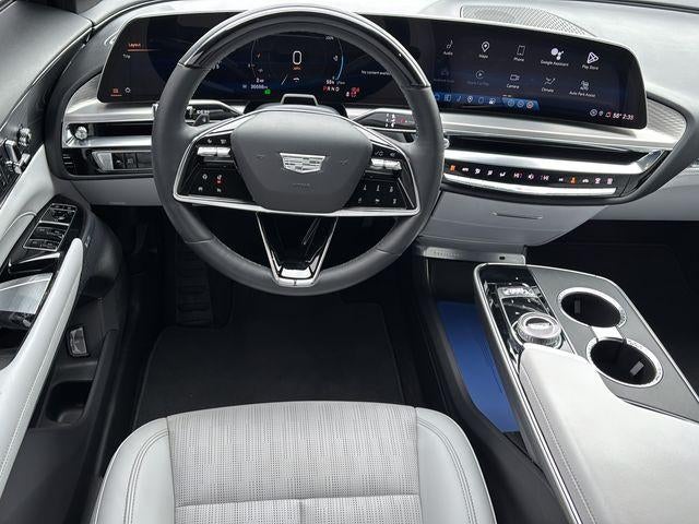 2024 Cadillac LYRIQ 4dr Luxury w/1SD