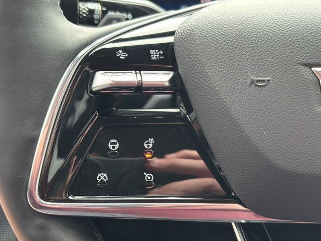 2024 Cadillac LYRIQ 4dr Luxury w/1SD