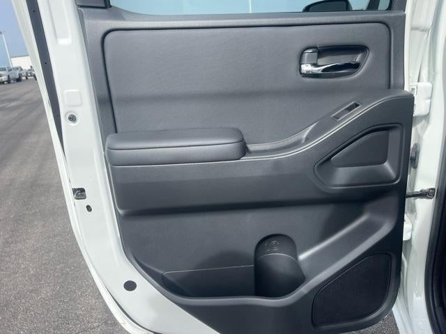 2024 Nissan Frontier Crew Cab 4x2 SV