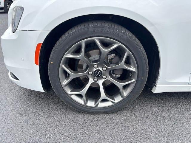 2017 Chrysler 300 300S RWD