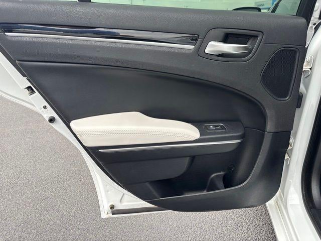 2017 Chrysler 300 300S RWD