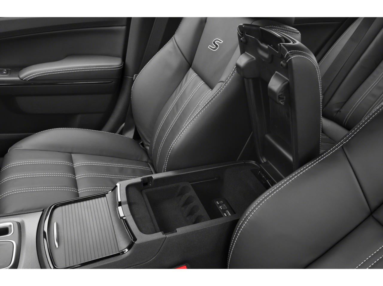 2018 Chrysler 300 300S RWD