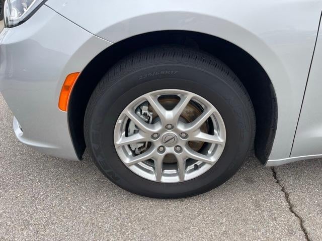 2024 Chrysler Pacifica Touring L FWD