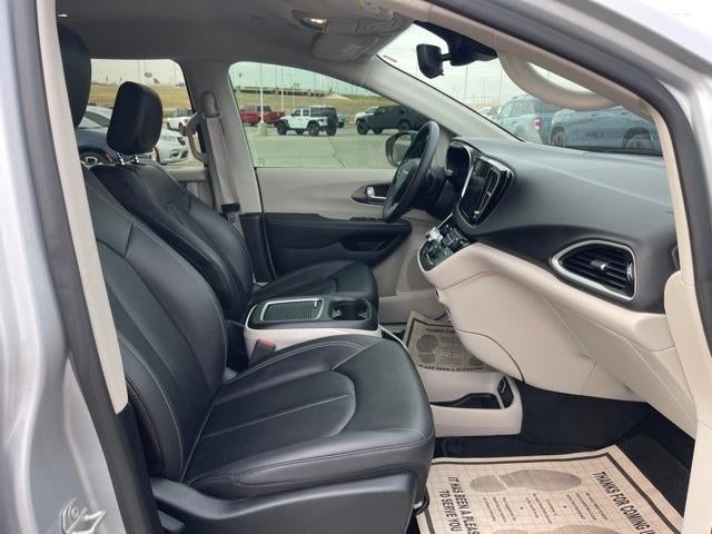 2024 Chrysler Pacifica Touring L FWD