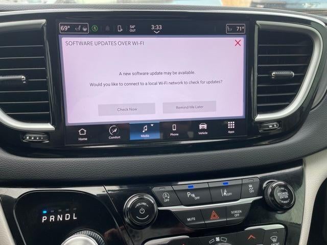 2024 Chrysler Pacifica Touring L FWD