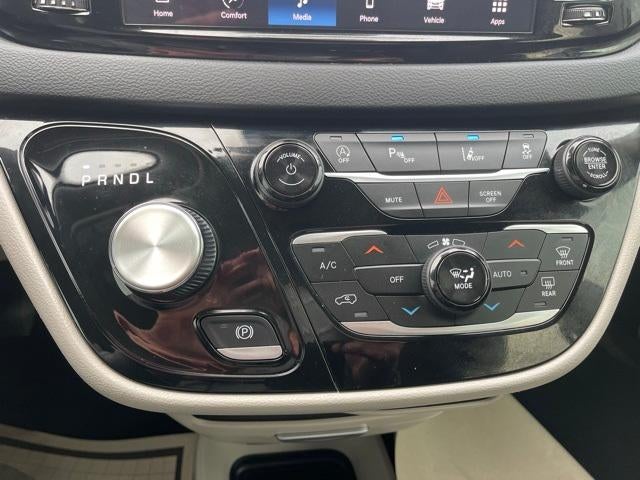 2024 Chrysler Pacifica Touring L FWD