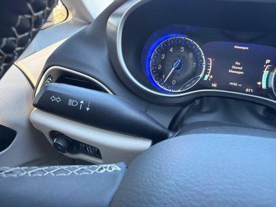 2023 Chrysler Pacifica Touring L FWD