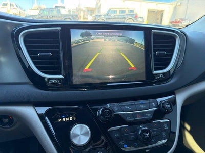 2023 Chrysler Pacifica Touring L FWD