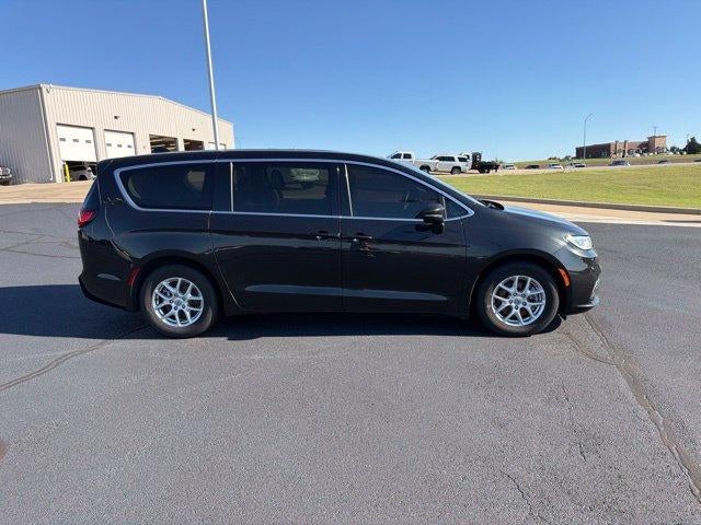 2023 Chrysler Pacifica Touring L FWD