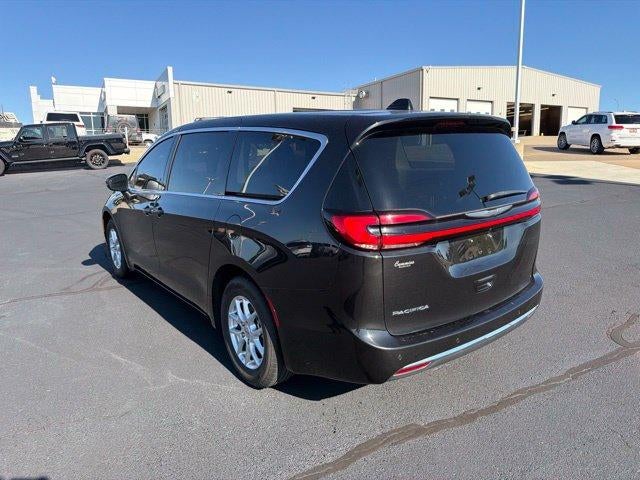 2023 Chrysler Pacifica Touring L FWD