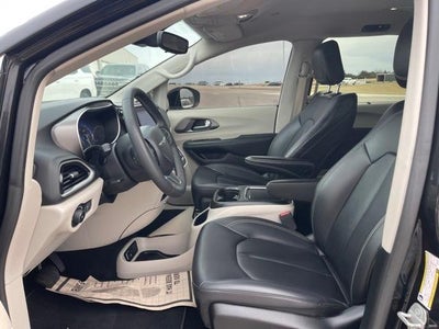 2024 Chrysler Pacifica Touring L FWD