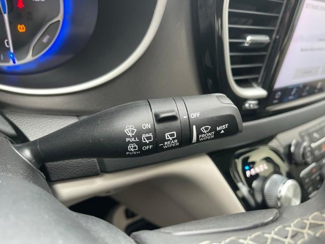 2024 Chrysler Pacifica Touring L FWD