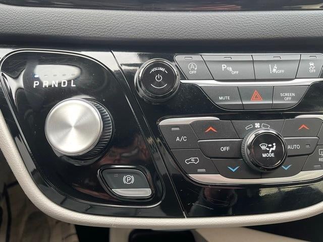 2024 Chrysler Pacifica Touring L FWD