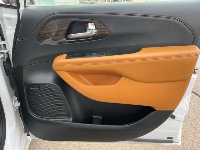 2022 Chrysler Pacifica Pinnacle FWD