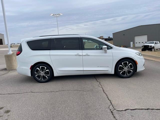 2022 Chrysler Pacifica Pinnacle FWD