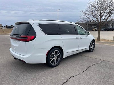 2022 Chrysler Pacifica Pinnacle FWD