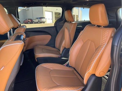 2023 Chrysler Pacifica Pinnacle AWD