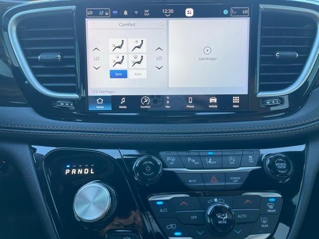 2023 Chrysler Pacifica Pinnacle AWD