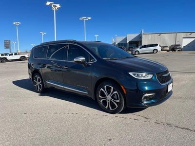 2023 Chrysler Pacifica Pinnacle AWD