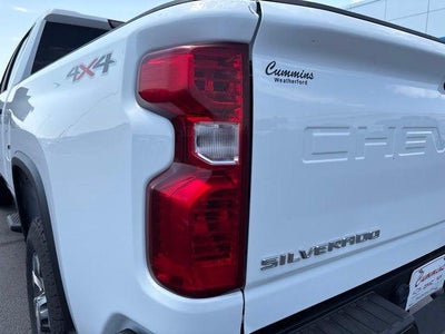 2024 Chevrolet Silverado 2500 HD Crew Cab Standard Box 4-Wheel Drive Custom