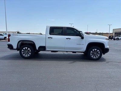 2024 Chevrolet Silverado 2500 HD Crew Cab Standard Box 4-Wheel Drive Custom