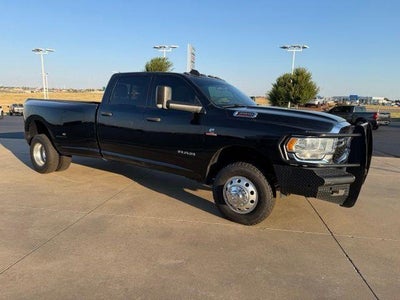 2021 RAM 3500 Tradesman 4x4 Crew Cab 8' Box