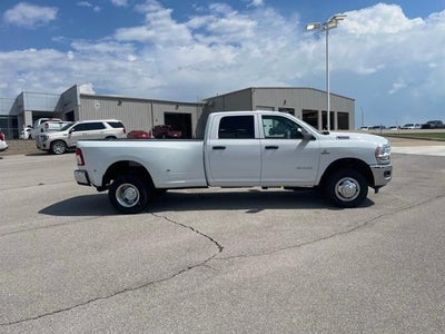 2021 RAM 3500 Tradesman 4x4 Crew Cab 8' Box