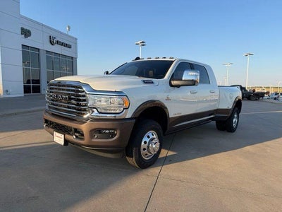 2024 RAM 3500 Longhorn 4x4 Mega Cab 6'4" Box