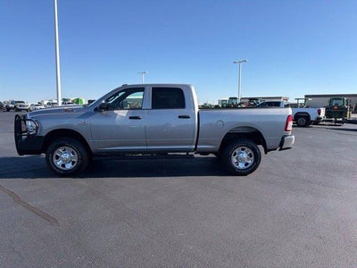 2022 RAM 2500 Tradesman 4x4 Crew Cab 6'4" Box