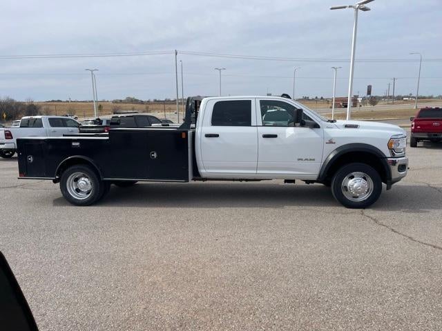 2022 RAM 4500 Chassis Cab SLT 4x4 Crew Cab 84" CA 197.4" WB