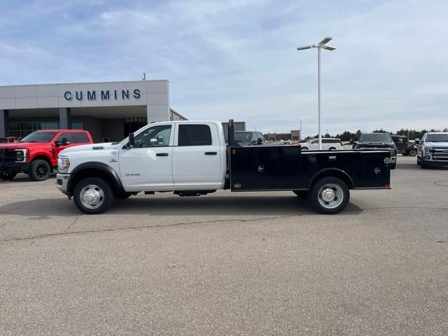 2022 RAM 4500 Chassis Cab SLT 4x4 Crew Cab 84" CA 197.4" WB