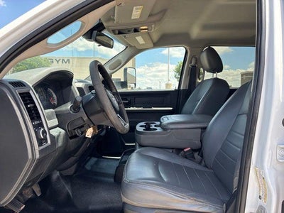 2016 RAM 5500 2WD Crew Cab 197" WB 84" CA Tradesman