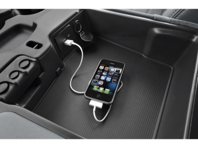 2014 RAM 3500 4WD Reg Cab 167" WB 84" CA Tradesman