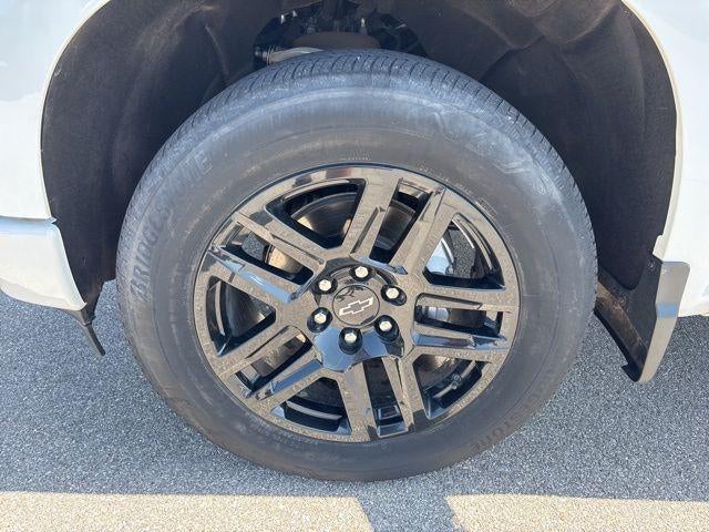 2023 Chevrolet Silverado 1500 Crew Cab Short Box 4-Wheel Drive Custom