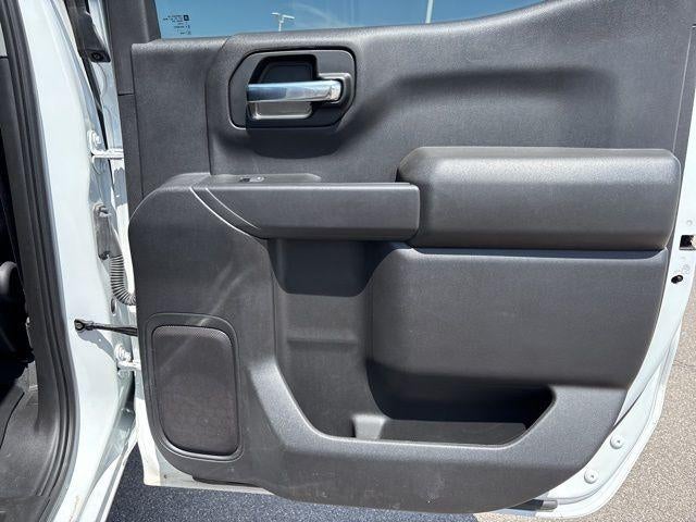 2023 Chevrolet Silverado 1500 Crew Cab Short Box 4-Wheel Drive Custom