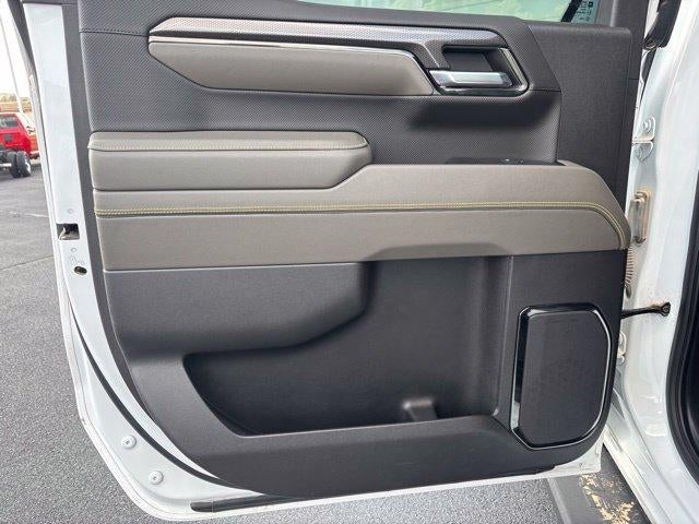 2024 Chevrolet Silverado 1500 Crew Cab Short Box 4-Wheel Drive ZR2