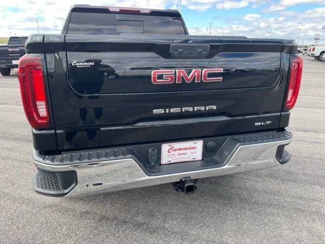 2022 GMC Sierra 1500 Crew Cab Short Box 2-Wheel Drive SLT