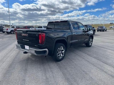 2022 GMC Sierra 1500 Crew Cab Short Box 2-Wheel Drive SLT