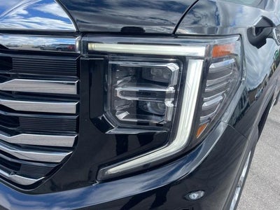 2022 GMC Sierra 1500 Crew Cab Short Box 2-Wheel Drive SLT