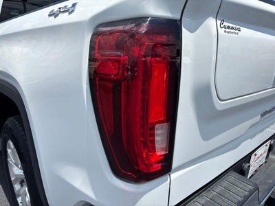 2020 GMC Sierra 1500 Crew Cab Short Box 4-Wheel Drive SLT