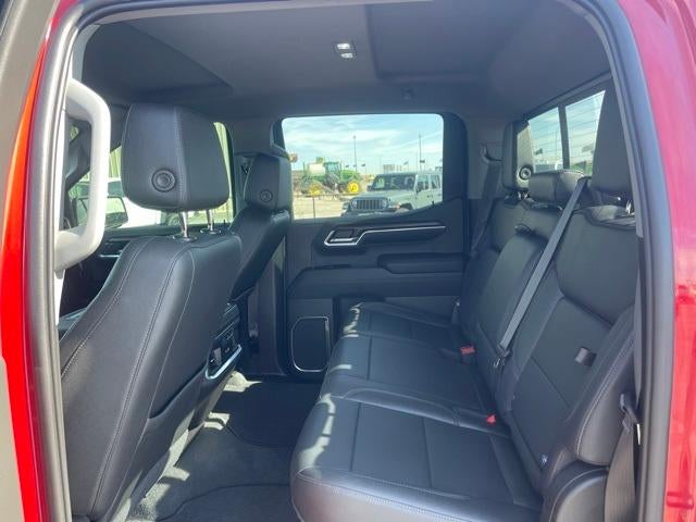 2022 GMC Sierra 1500 Crew Cab Short Box 4-Wheel Drive SLT