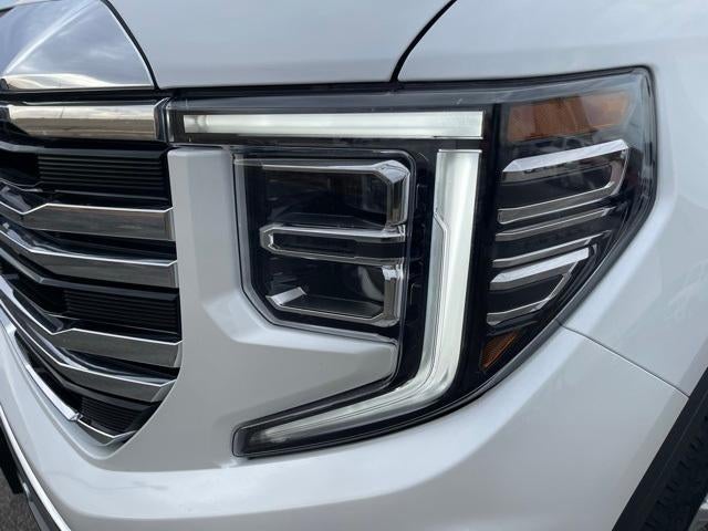 2022 GMC Sierra 1500 Crew Cab Short Box 4-Wheel Drive SLT