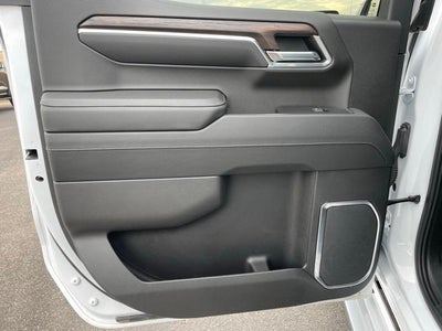 2022 GMC Sierra 1500 Crew Cab Short Box 4-Wheel Drive SLT