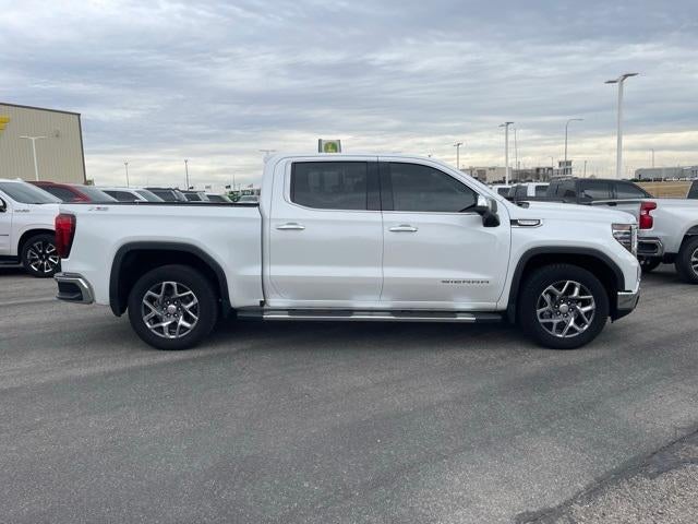 2022 GMC Sierra 1500 Crew Cab Short Box 4-Wheel Drive SLT