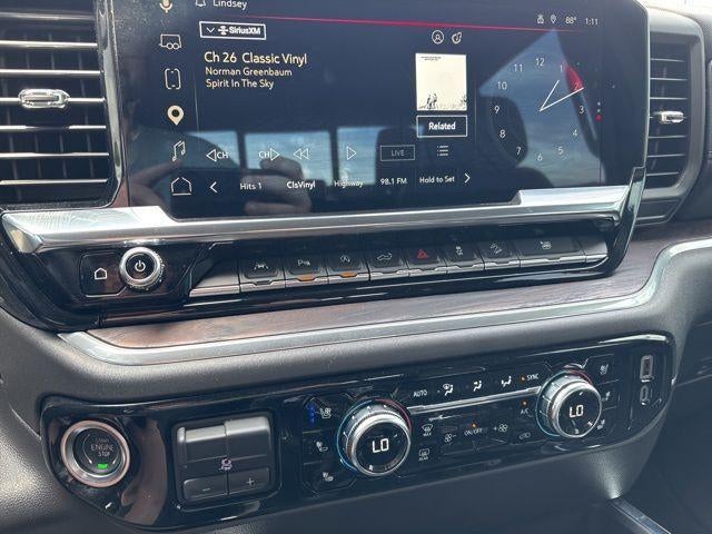 2025 GMC Sierra 1500 Crew Cab Short Box 4-Wheel Drive SLT