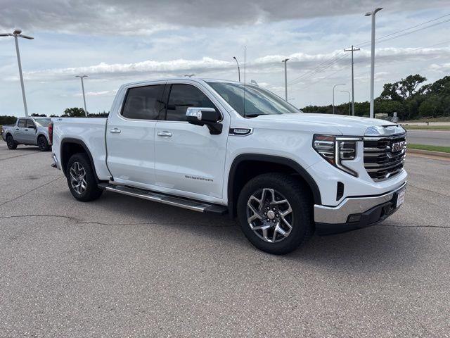2025 GMC Sierra 1500 Crew Cab Short Box 4-Wheel Drive SLT