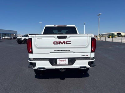 2022 GMC Sierra 1500 Crew Cab Short Box 4-Wheel Drive AT4